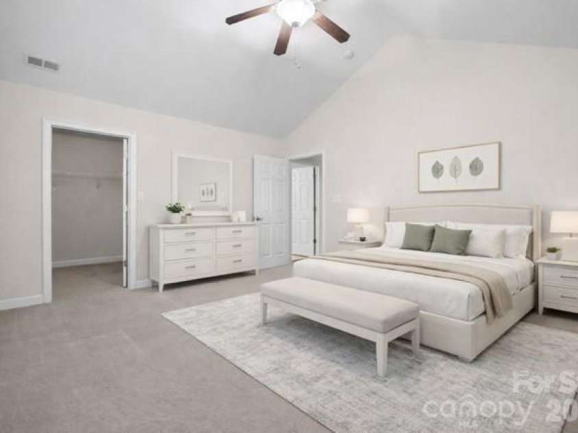 5518 Prosperity View Drive, Charlotte, NC 28269.  MLS# CAR4333321, YatesRealty ID 16568. Virtually staged 2nd bedroom 