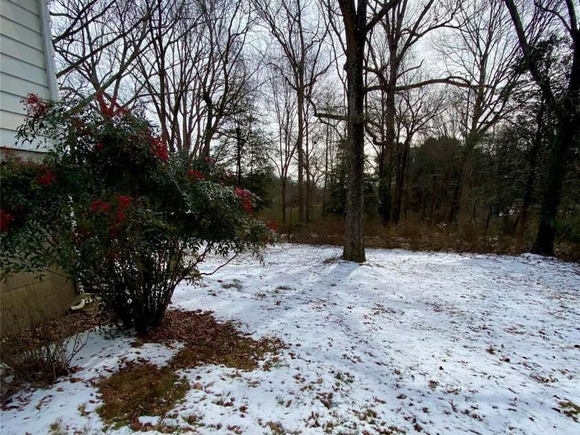 306 US Hwy 70A E Highway, Hildebran, NC 28637.  MLS# CAR4343164, YatesRealty ID 1657. BACK YARD