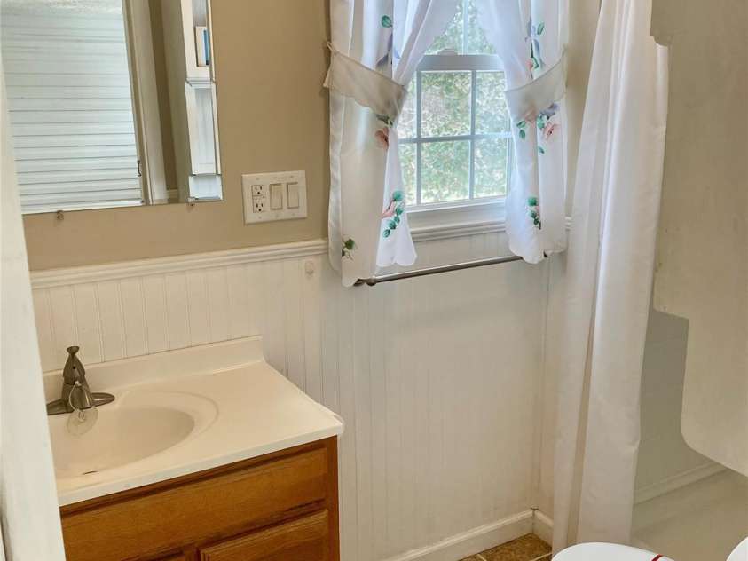 306 US Hwy 70A E Highway, Hildebran, NC 28637.  MLS# CAR4343164, YatesRealty ID 1657. BATHROOM