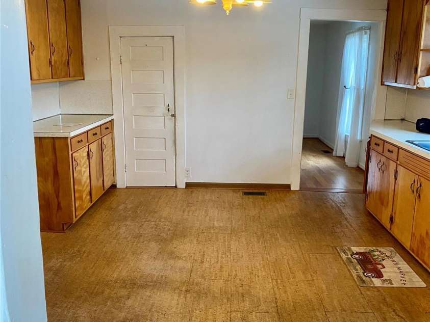 306 US Hwy 70A E Highway, Hildebran, NC 28637.  MLS# CAR4343164, YatesRealty ID 1657. KITCHEN