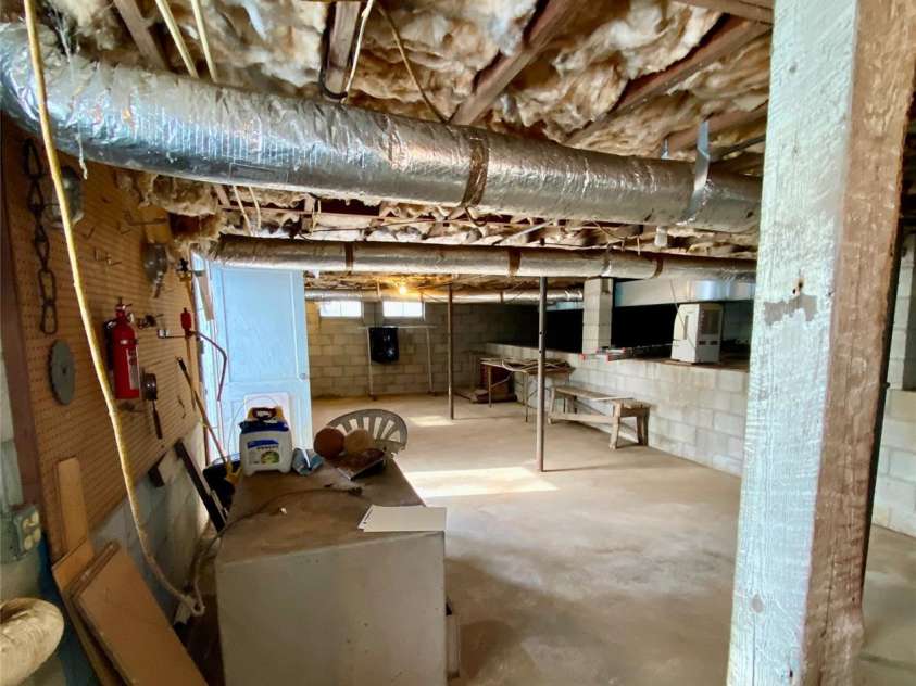 306 US Hwy 70A E Highway, Hildebran, NC 28637.  MLS# CAR4343164, YatesRealty ID 1657. SUPER CLEAN DRY BASEMENT!