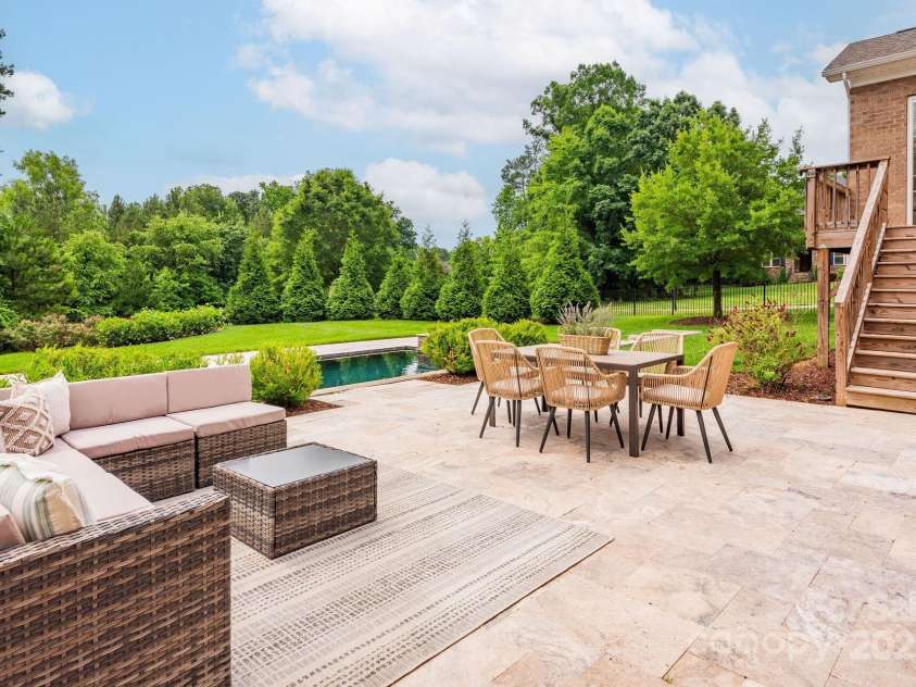 3009 Ocaso Court, Matthews, NC 28104.  MLS# CAR4264025, YatesRealty ID 16570. 