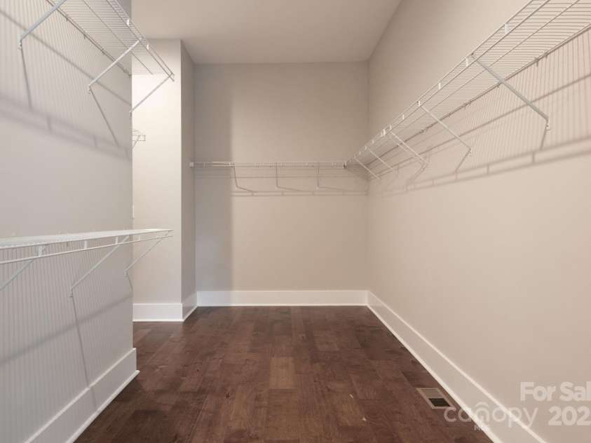 3009 Ocaso Court, Matthews, NC 28104.  MLS# CAR4264025, YatesRealty ID 16570. 