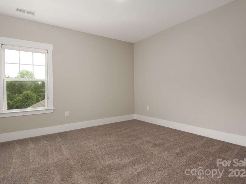 3009 Ocaso Court, Matthews, NC 28104.  MLS# CAR4264025, YatesRealty ID 16570. 