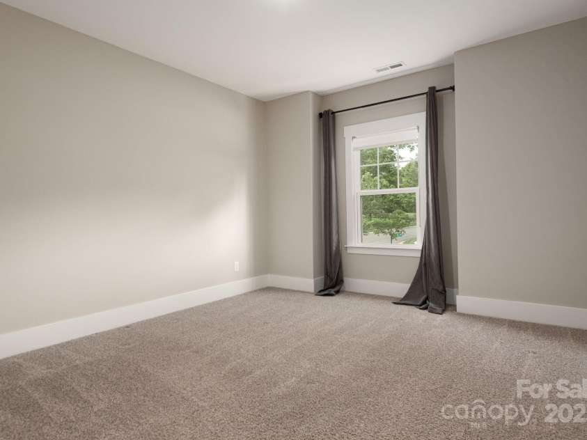 3009 Ocaso Court, Matthews, NC 28104.  MLS# CAR4264025, YatesRealty ID 16570. 