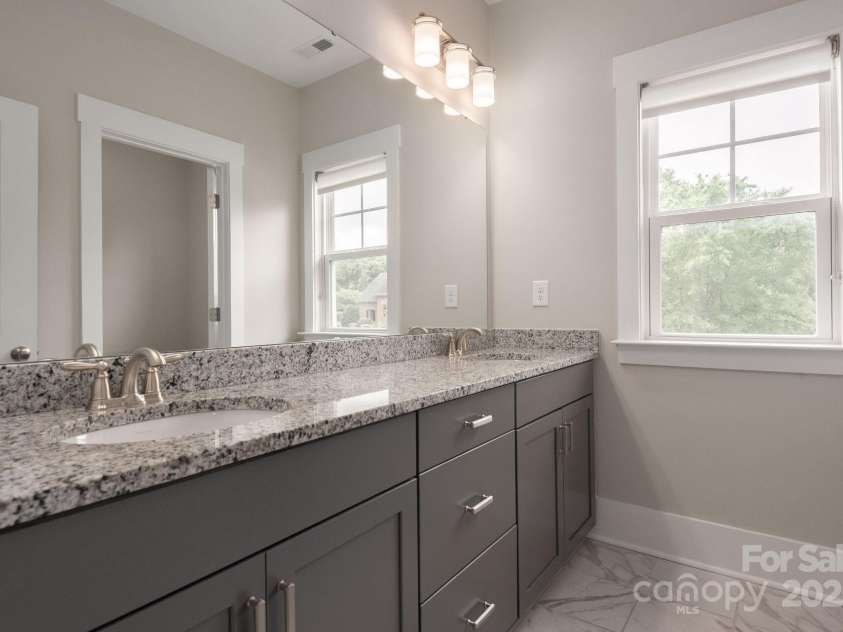 3009 Ocaso Court, Matthews, NC 28104.  MLS# CAR4264025, YatesRealty ID 16570. 