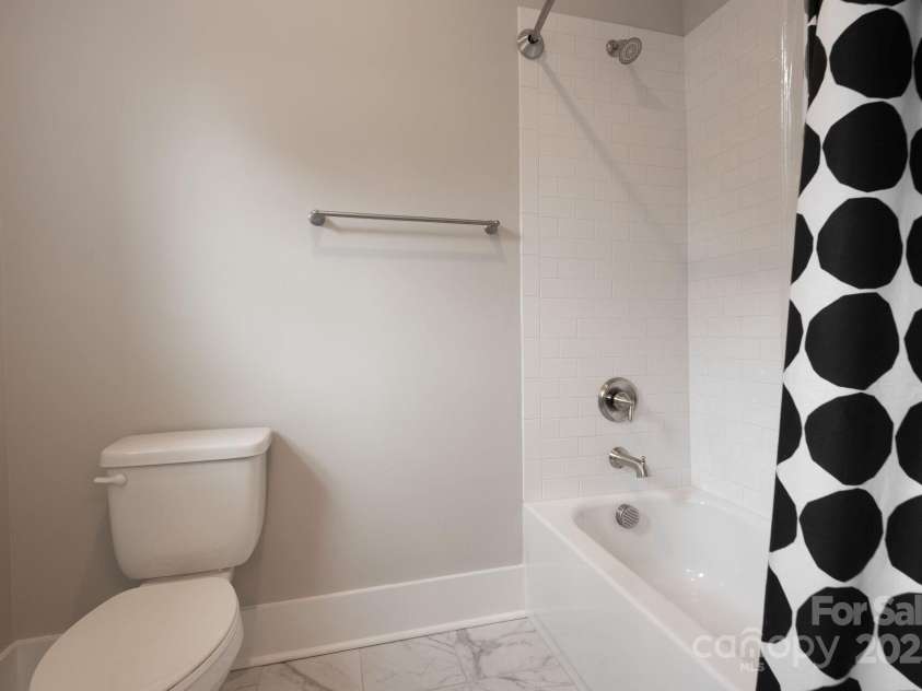 3009 Ocaso Court, Matthews, NC 28104.  MLS# CAR4264025, YatesRealty ID 16570. 