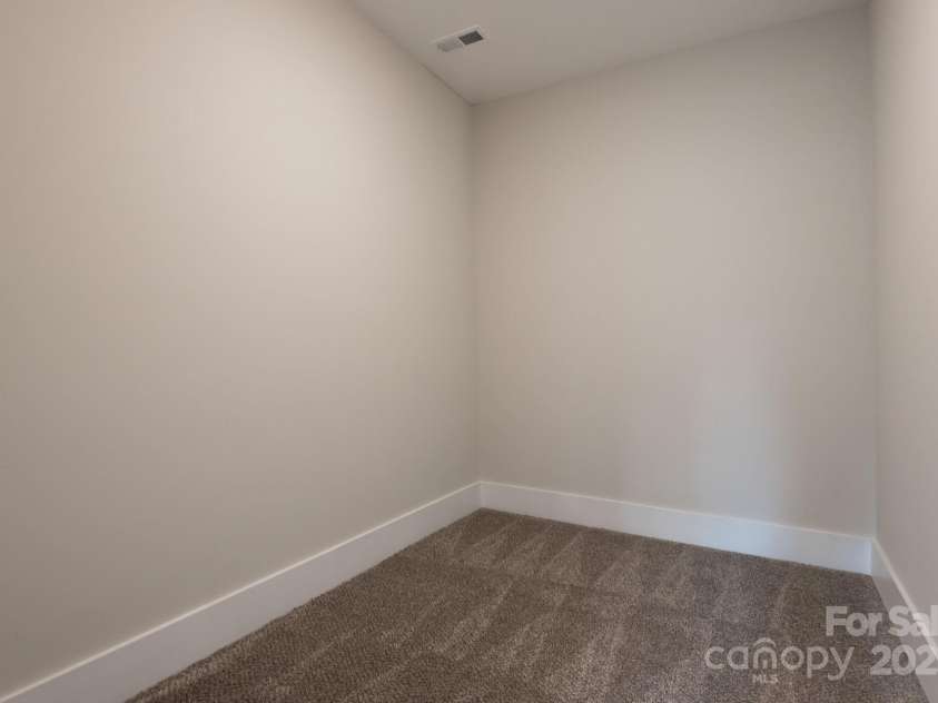 3009 Ocaso Court, Matthews, NC 28104.  MLS# CAR4264025, YatesRealty ID 16570. 