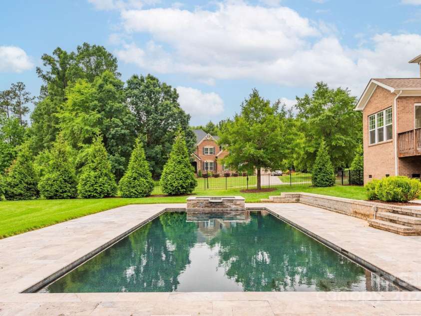 3009 Ocaso Court, Matthews, NC 28104.  MLS# CAR4264025, YatesRealty ID 16570. 