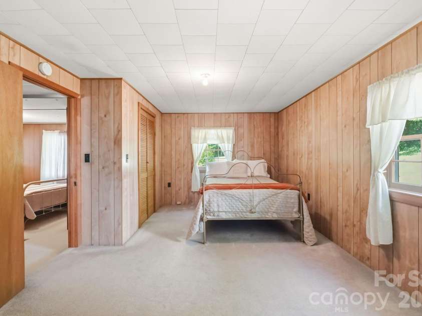 3823 Hickory Highway, Statesville, NC 28677.  MLS# CAR4375507, YatesRealty ID 16572. 