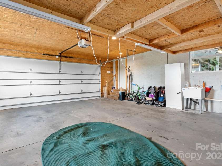 5063 Dysartsville Road, Morganton, NC 28655.  MLS# CAR4260262, YatesRealty ID 16572. 