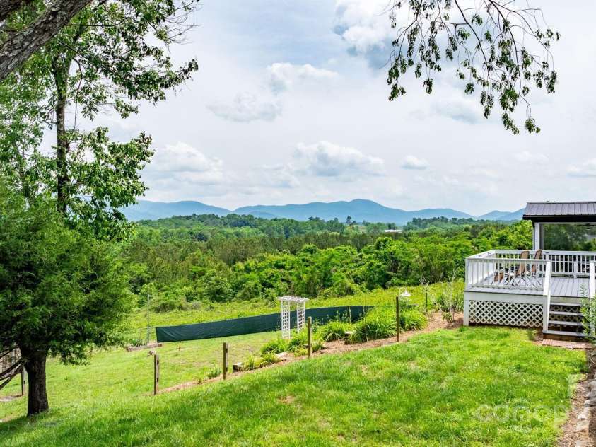 5063 Dysartsville Road, Morganton, NC 28655.  MLS# CAR4260262, YatesRealty ID 16572. 
