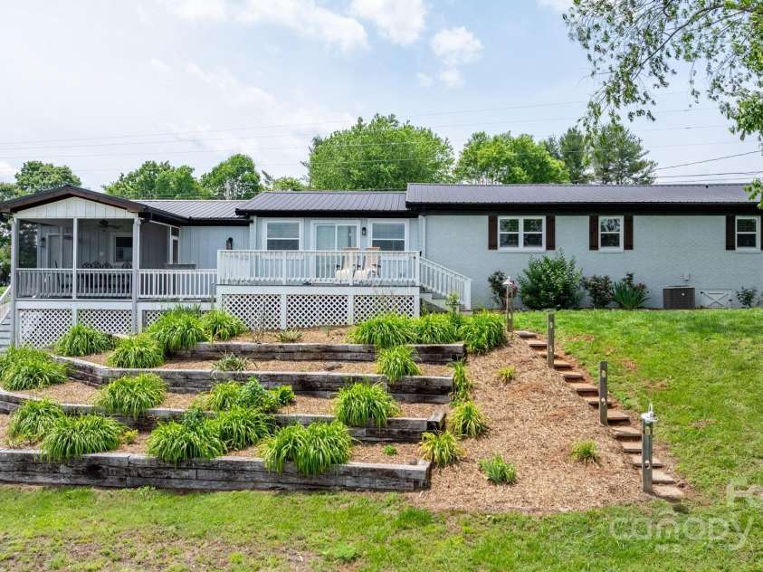5063 Dysartsville Road, Morganton, NC 28655.  MLS# CAR4260262, YatesRealty ID 16572. 