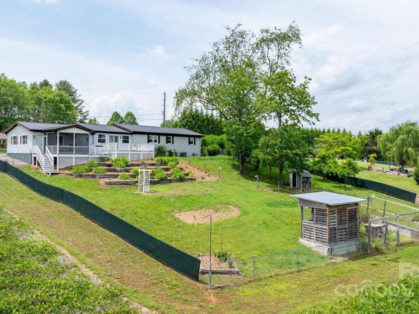 5063 Dysartsville Road, Morganton, NC 28655.  MLS# CAR4260262, YatesRealty ID 16572. 