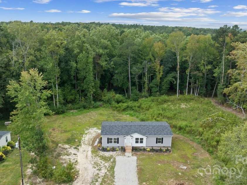 253 Artemis Place, Kershaw, SC 29067.  MLS# CAR4240132, YatesRealty ID 16574. 