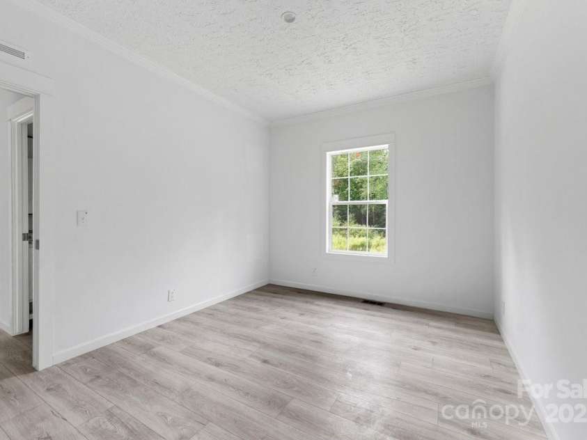 253 Artemis Place, Kershaw, SC 29067.  MLS# CAR4240132, YatesRealty ID 16574. 