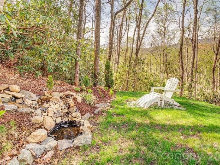 343 Garren Creek Road, Fairview, NC 28730.  MLS# CAR4362044, YatesRealty ID 16574. 