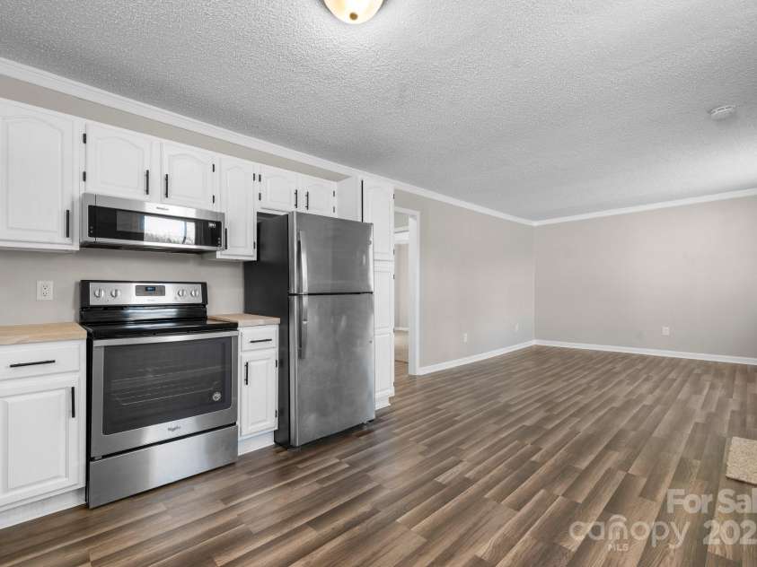 3992 / 3996 Dug Hill Road, Lenoir, NC 28645.  MLS# CAR4236020, YatesRealty ID 16576. 