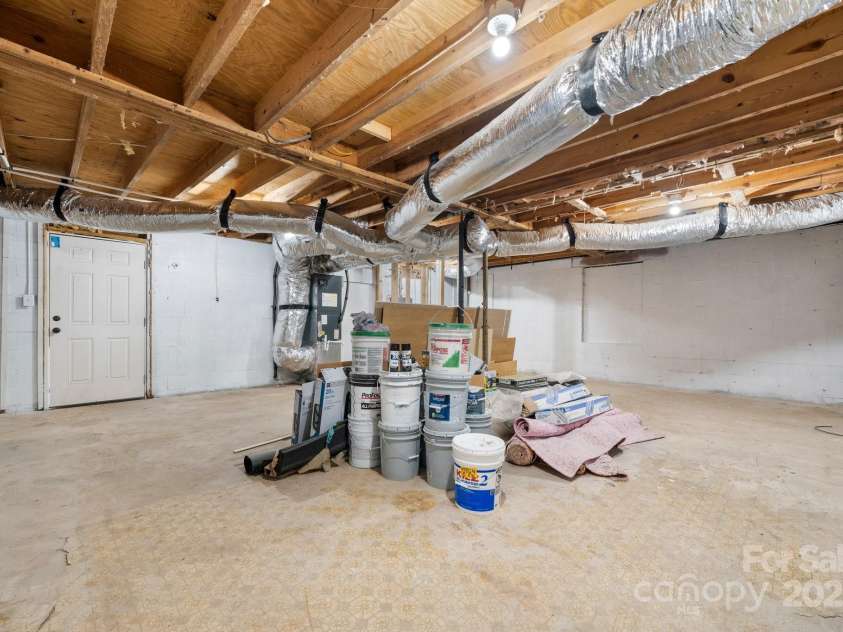 3992 / 3996 Dug Hill Road, Lenoir, NC 28645.  MLS# CAR4236020, YatesRealty ID 16576. 