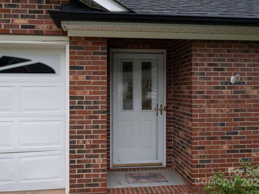 1909 Wexford Court, Gastonia, NC 28054.  MLS# CAR4259182, YatesRealty ID 16578. 