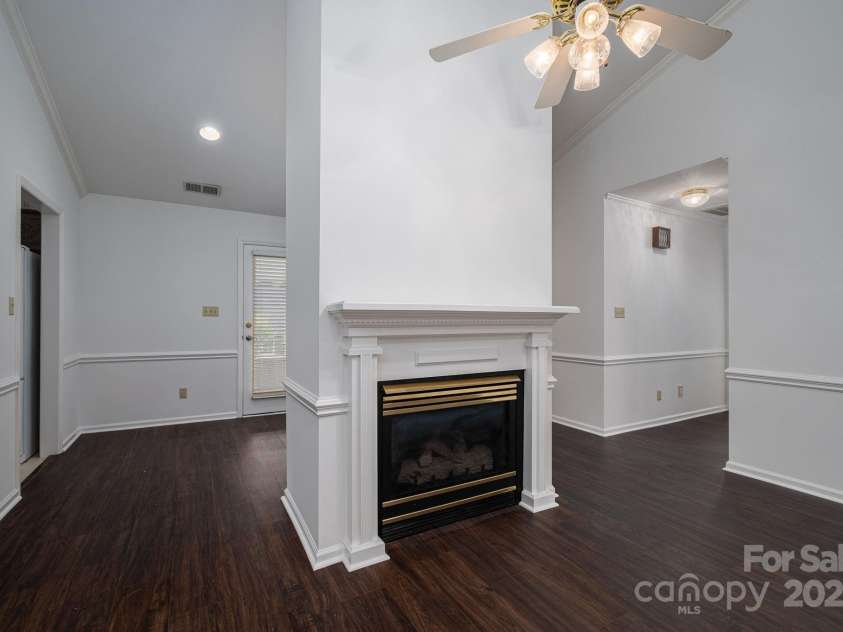 1909 Wexford Court, Gastonia, NC 28054.  MLS# CAR4259182, YatesRealty ID 16578. 