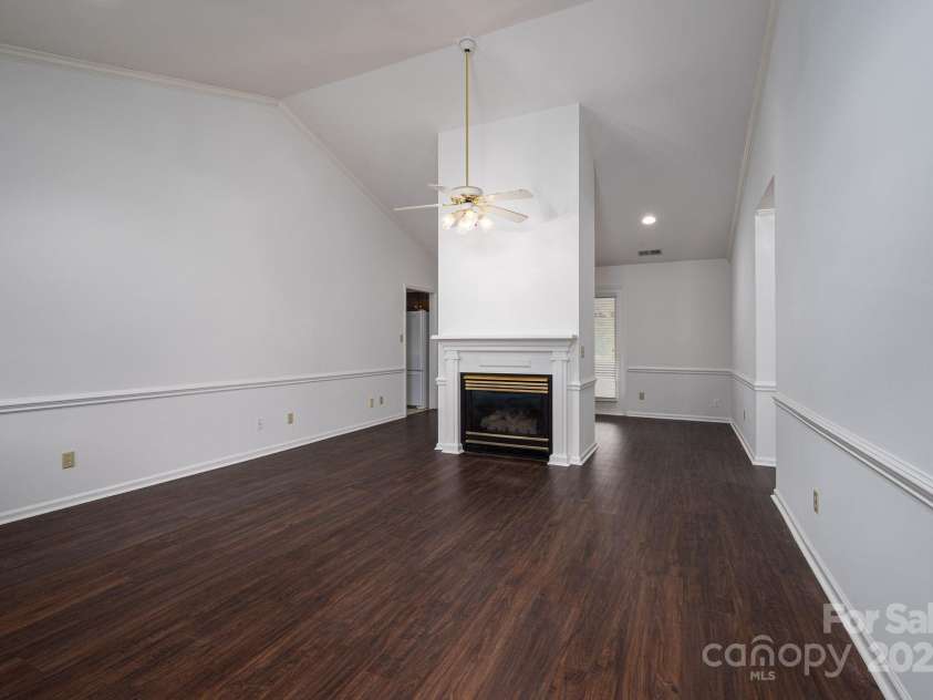 1909 Wexford Court, Gastonia, NC 28054.  MLS# CAR4259182, YatesRealty ID 16578. 