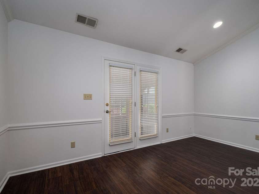 1909 Wexford Court, Gastonia, NC 28054.  MLS# CAR4259182, YatesRealty ID 16578. 