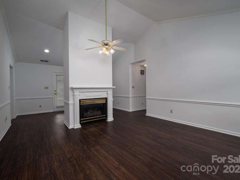 1909 Wexford Court, Gastonia, NC 28054.  MLS# CAR4259182, YatesRealty ID 16578. 