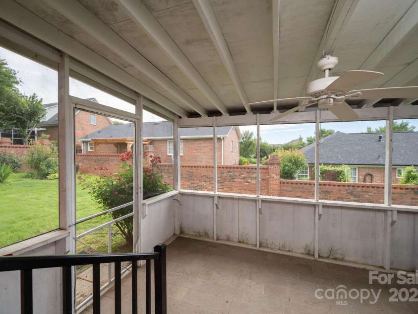 1909 Wexford Court, Gastonia, NC 28054.  MLS# CAR4259182, YatesRealty ID 16578. 