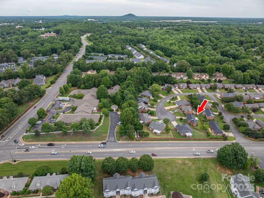 1909 Wexford Court, Gastonia, NC 28054.  MLS# CAR4259182, YatesRealty ID 16578. 