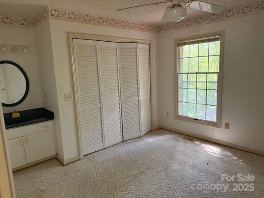 35 Sugar Maple Drive, Mills River, NC 28759.  MLS# CAR4307364, YatesRealty ID 1658. 