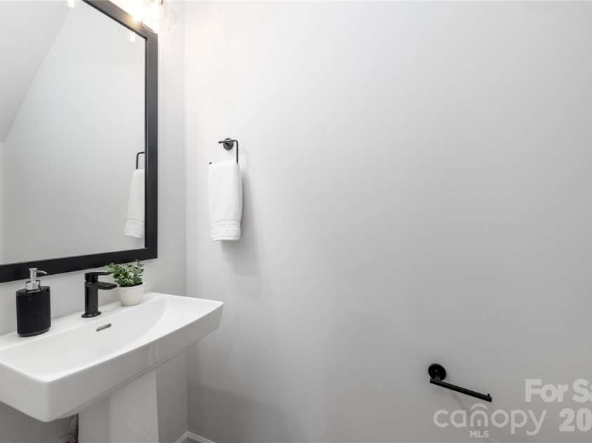 6424 Charcon Court, Charlotte, NC 28213.  MLS# CAR4335826, YatesRealty ID 1658. Representation
