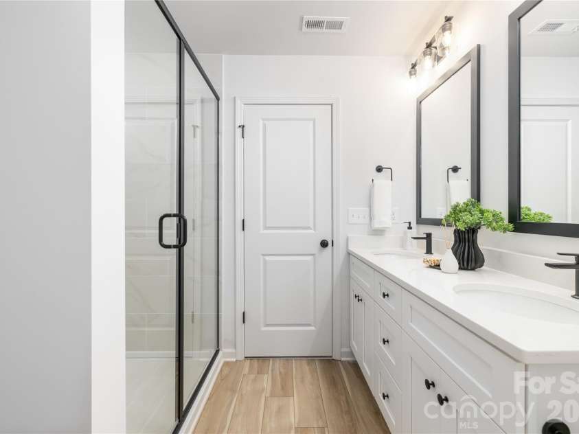 6424 Charcon Court, Charlotte, NC 28213.  MLS# CAR4335826, YatesRealty ID 1658. Representation