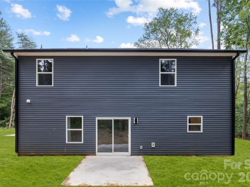 6424 Charcon Court, Charlotte, NC 28213.  MLS# CAR4335826, YatesRealty ID 1658. Representation