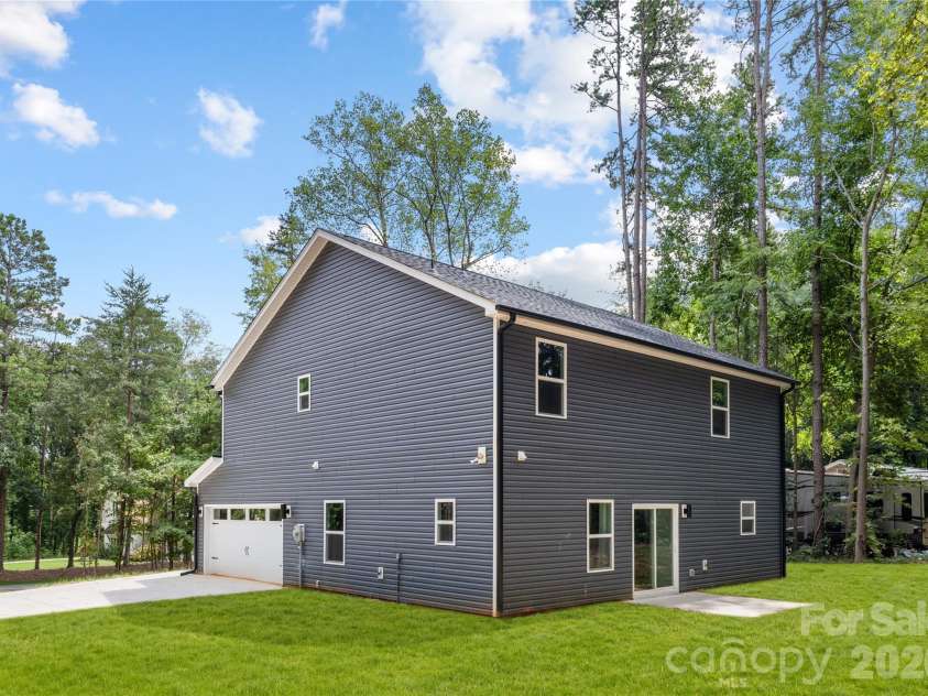 6424 Charcon Court, Charlotte, NC 28213.  MLS# CAR4335826, YatesRealty ID 1658. Representation
