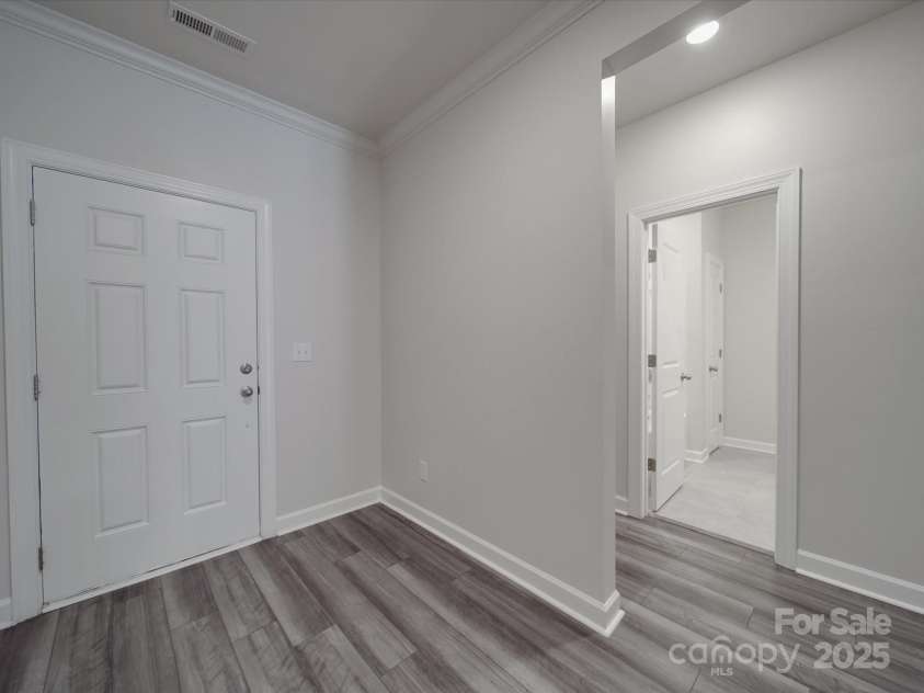 4142 Longmore Lane, Kannapolis, NC 28081.  MLS# CAR4250783, YatesRealty ID 16582. 