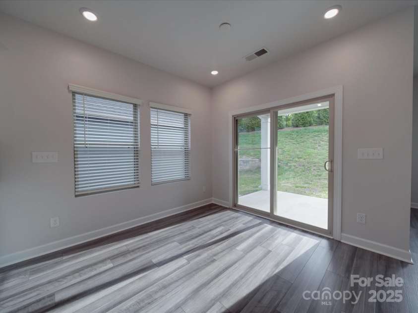 4142 Longmore Lane, Kannapolis, NC 28081.  MLS# CAR4250783, YatesRealty ID 16582. 