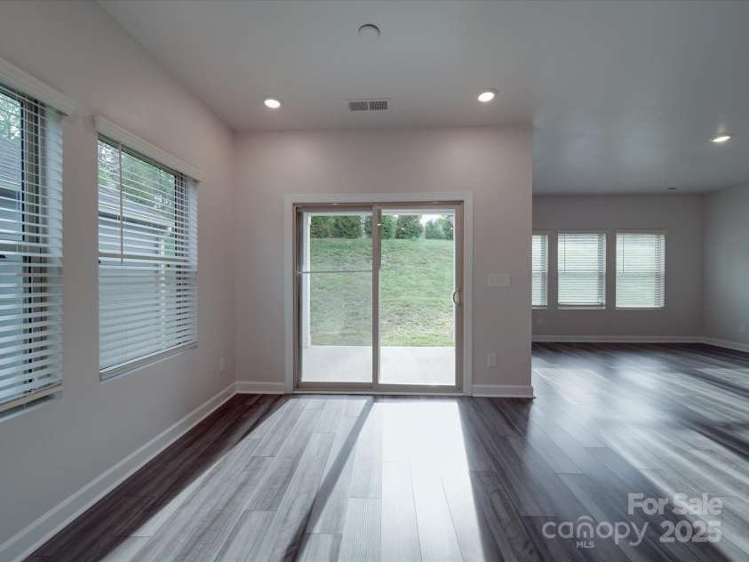 4142 Longmore Lane, Kannapolis, NC 28081.  MLS# CAR4250783, YatesRealty ID 16582. 