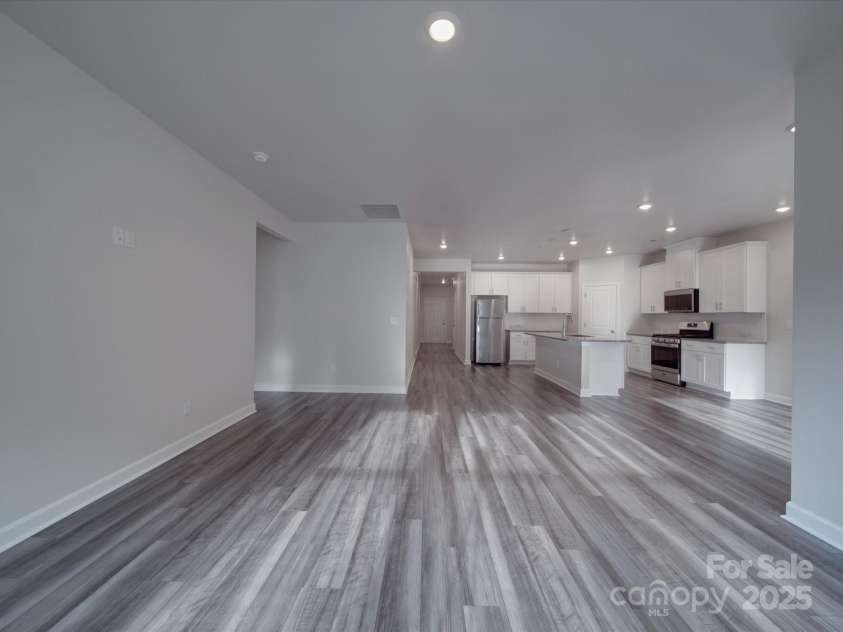 4142 Longmore Lane, Kannapolis, NC 28081.  MLS# CAR4250783, YatesRealty ID 16582. 