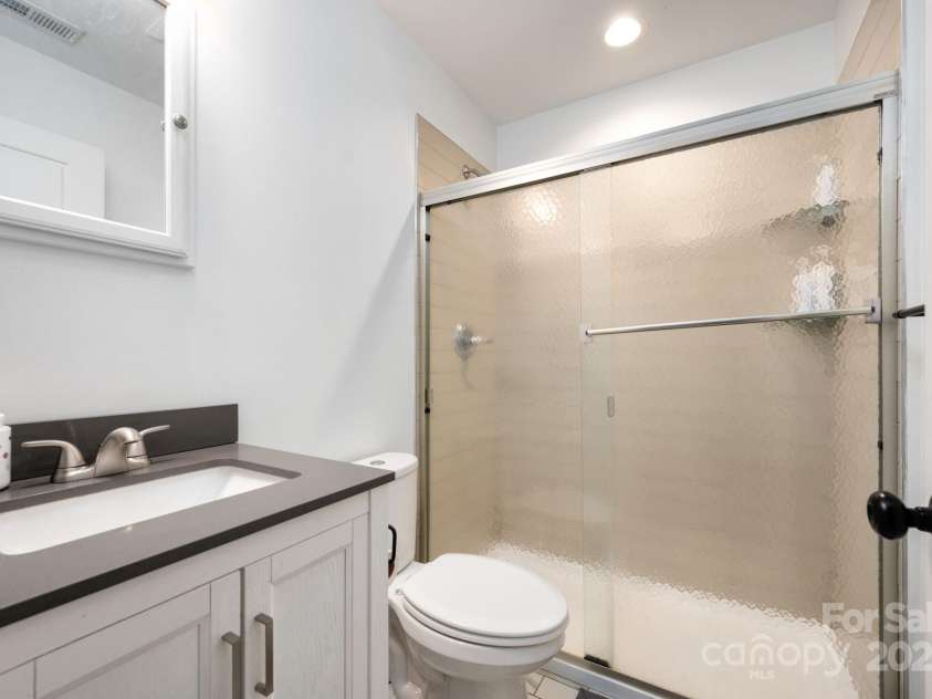 211 Sidewinder Lane, Asheville, NC 28806.  MLS# CAR4252995, YatesRealty ID 16583. 