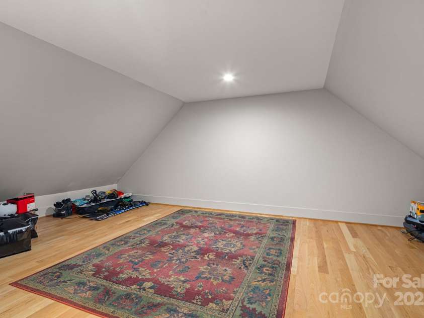 301 Rockbridge Road, Mills River, NC 28759.  MLS# CAR4265913, YatesRealty ID 16585. Bonus Room