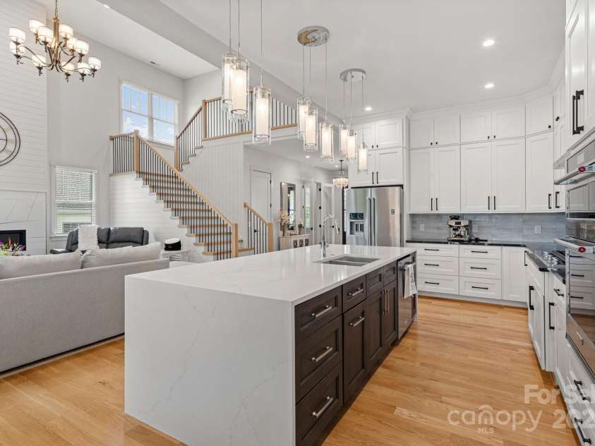 301 Rockbridge Road, Mills River, NC 28759.  MLS# CAR4265913, YatesRealty ID 16585. Kitchen
