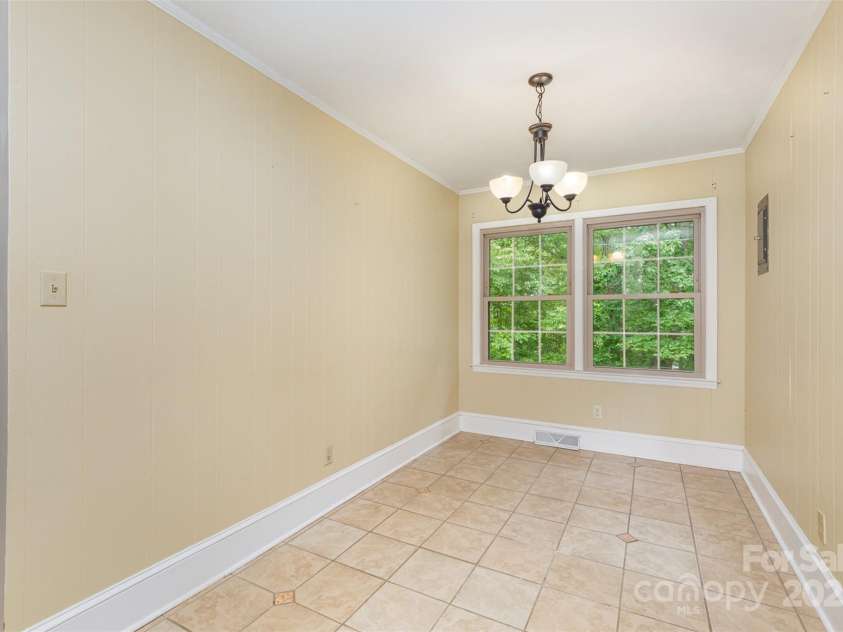 2631 Ivey Church Road, Lincolnton, NC 28092.  MLS# CAR4266027, YatesRealty ID 16586. Dining