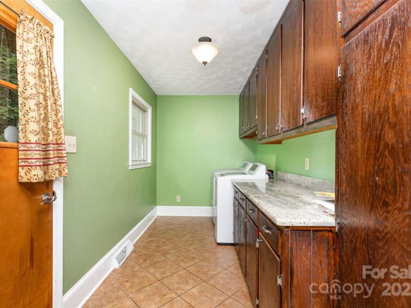 2631 Ivey Church Road, Lincolnton, NC 28092.  MLS# CAR4266027, YatesRealty ID 16586. Laundry