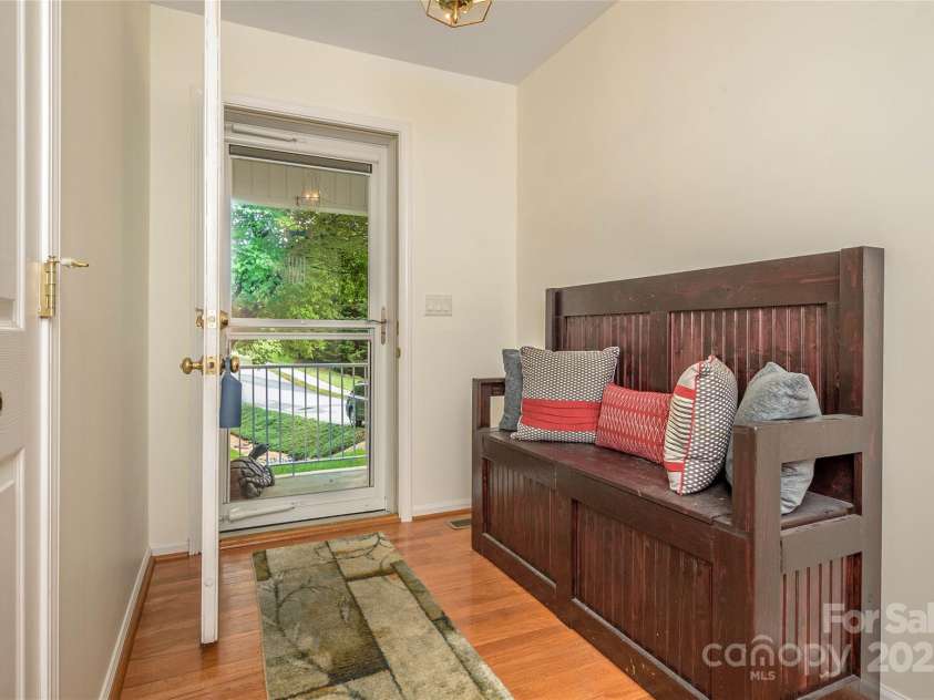 174 Allen Paul Drive, Hendersonville, NC 28791.  MLS# CAR4261580, YatesRealty ID 16587. Entrance