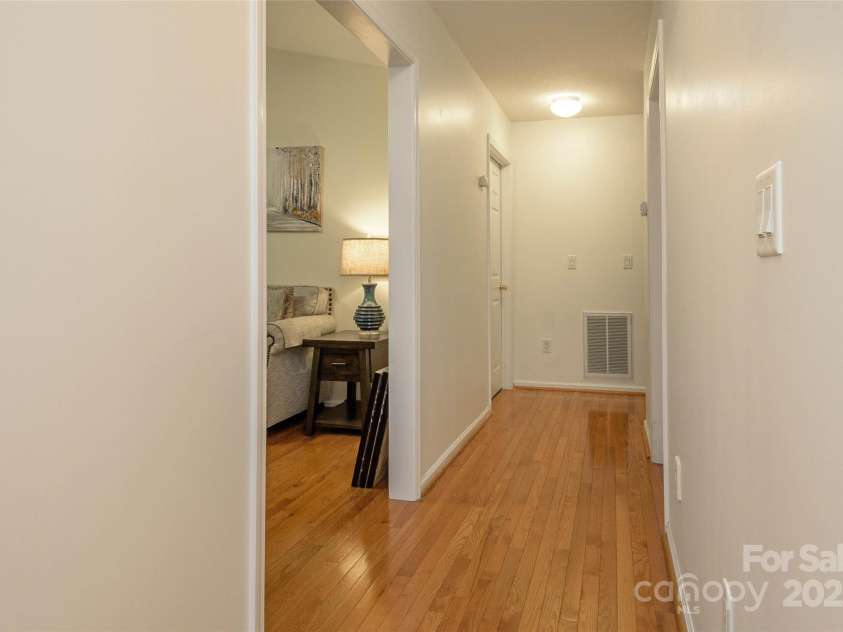 174 Allen Paul Drive, Hendersonville, NC 28791.  MLS# CAR4261580, YatesRealty ID 16587. Hallway