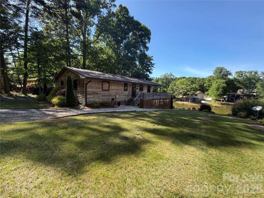 1438 Beckner Road, Lexington, NC 27292.  MLS# CAR4374582, YatesRealty ID 16588. 
