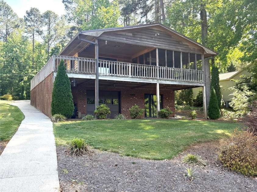1438 Beckner Road, Lexington, NC 27292.  MLS# CAR4374582, YatesRealty ID 16588. 