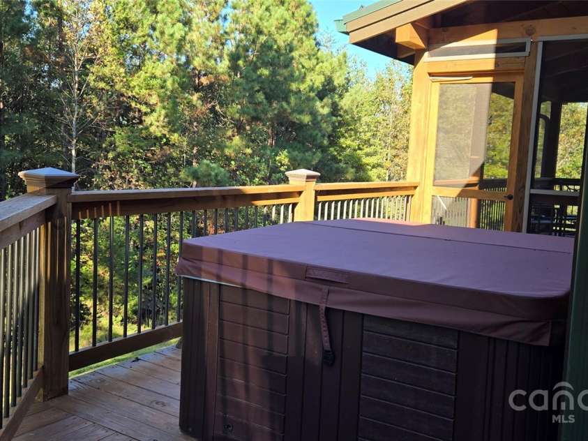 280 Hidden Lake Parkway, Nebo, NC 28761.  MLS# CAR4310695, YatesRealty ID 1659. 