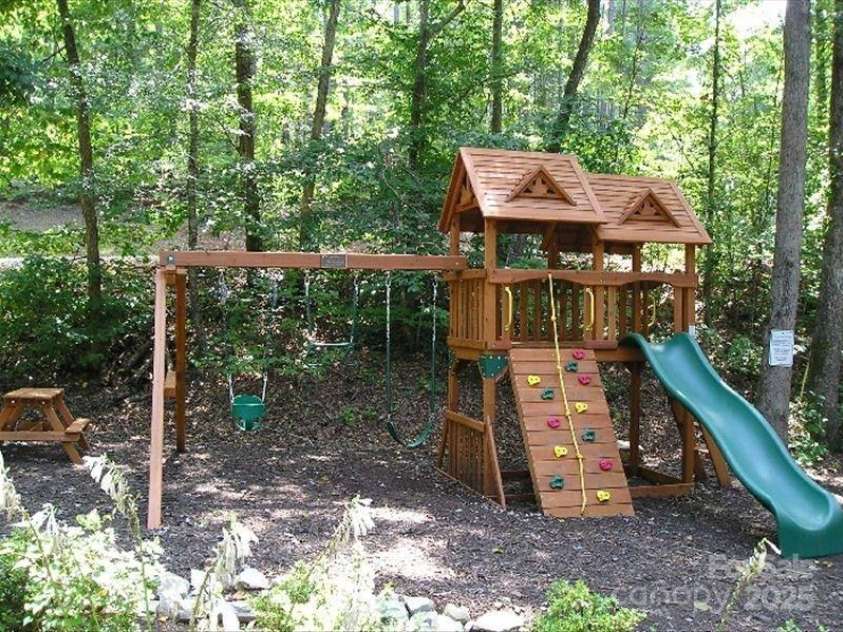 280 Hidden Lake Parkway, Nebo, NC 28761.  MLS# CAR4310695, YatesRealty ID 1659. 